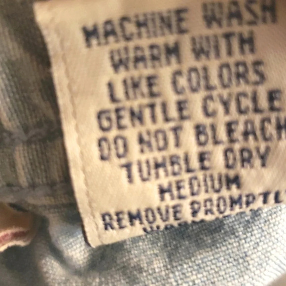 Cherokee Light Wash Jeans - Picture 5 of 10